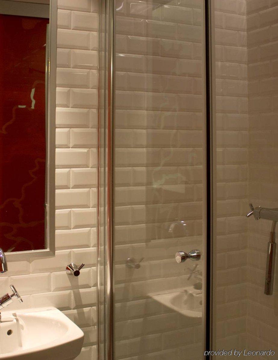Aparthotel Numa Madrid Script Chambre photo